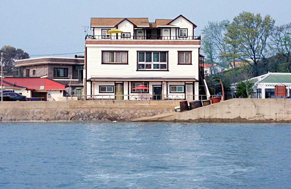 Taean Gaetyeowool Pension Esterno foto