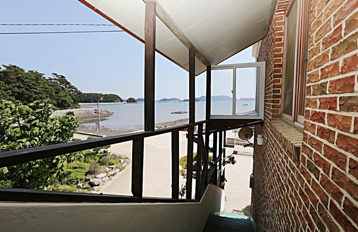 Taean Gaetyeowool Pension Esterno foto